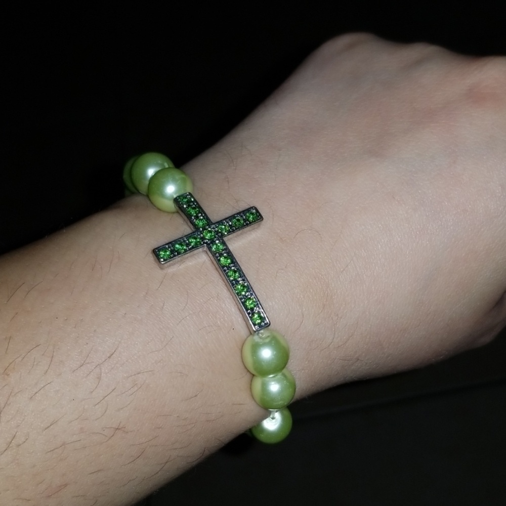 Cross bracelet